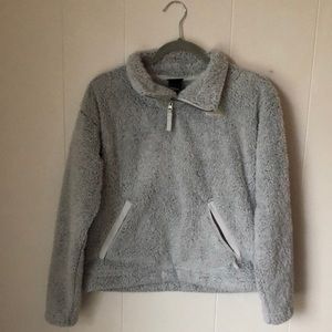 North Face gray quarter zip size small